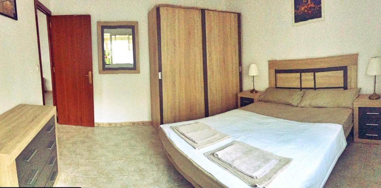 Town House With Patio In Quiet Residential Area 10 Min From Beach Torremolinos Exteriör bild