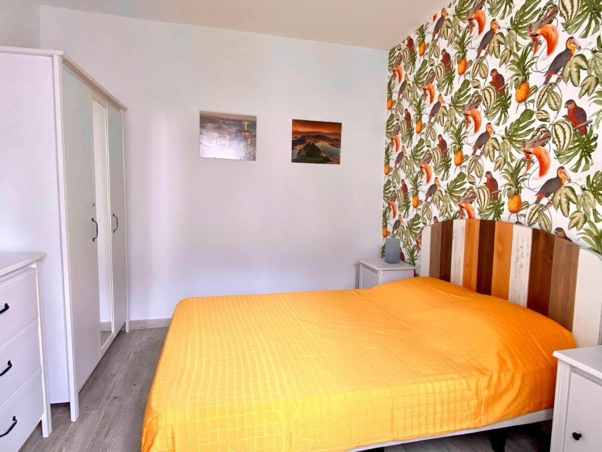 Town House With Patio In Quiet Residential Area 10 Min From Beach Torremolinos Exteriör bild